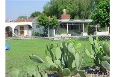 16053 Merrill Ave, Fontana, CA 92335 