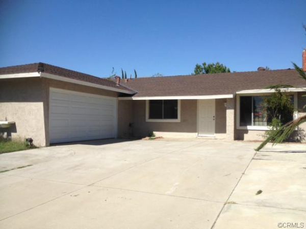17926 Granada Avenue, Fontana, CA 92335 