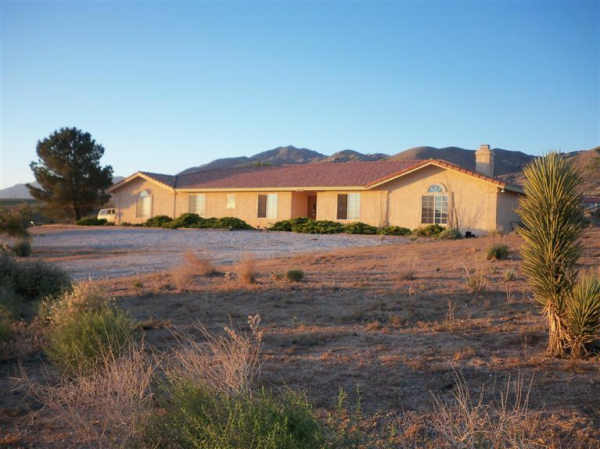 26565 Laramie Street, Apple Valley, CA 92308 