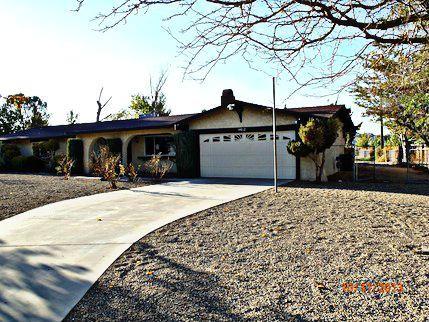 14012 Iroquois Road, Apple Valley, CA 92307 