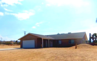 7052 Avalon, Yucca Valley, CA 92284 