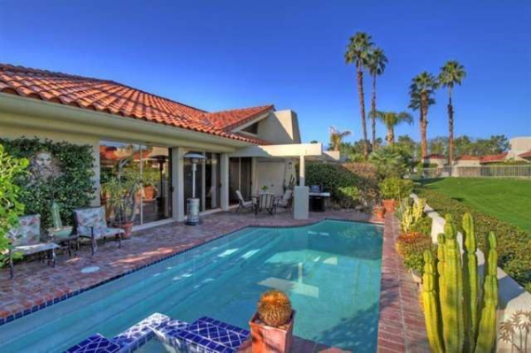 210 Kavenish Drive, Rancho Mirage, CA 92270 
