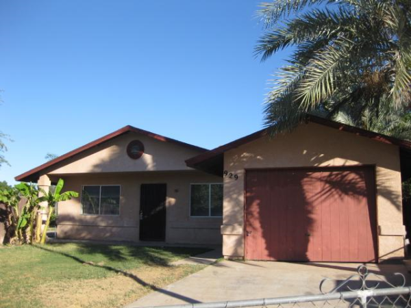 929 Brandenburg Ct, Calexico, CA 92231 