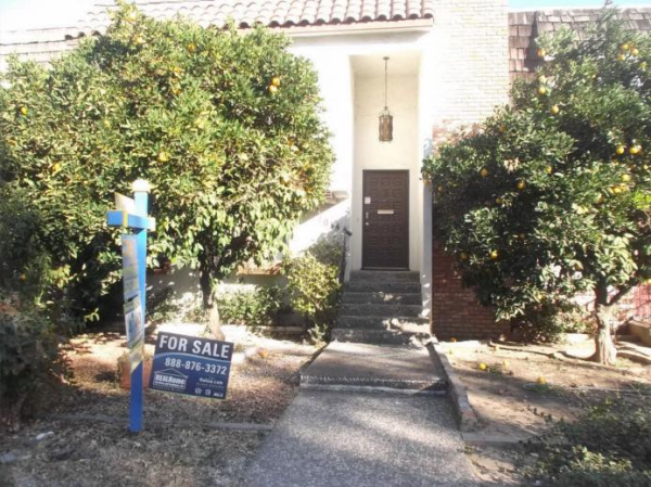 1014 Palm St, Turlock, CA 95380 