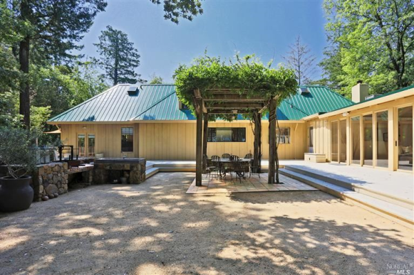 4080 Spring Mountain Rd, Saint Helena, CA 94574 