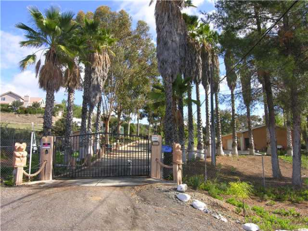 2902 Victoria Pl, Alpine, CA 91901 