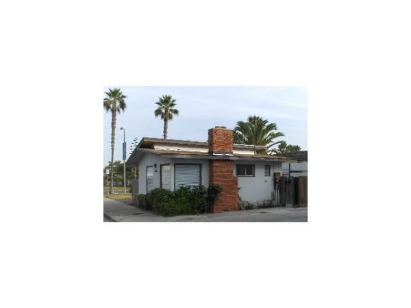 23 Date Ave, Imperial Beach, CA 91932 