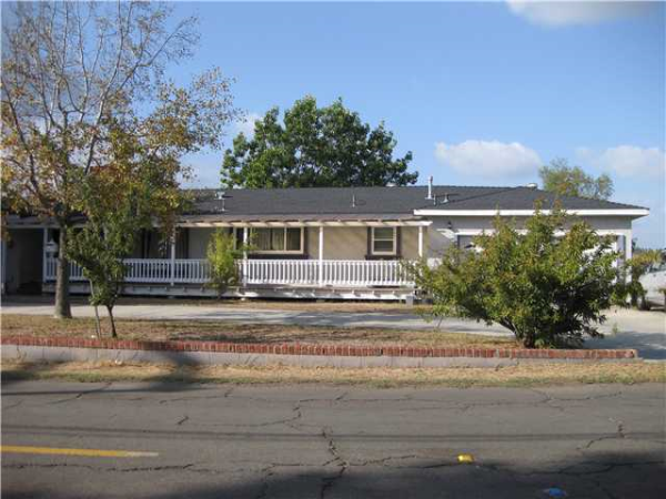 8230 Golden, Lemon Grove, CA 91945 