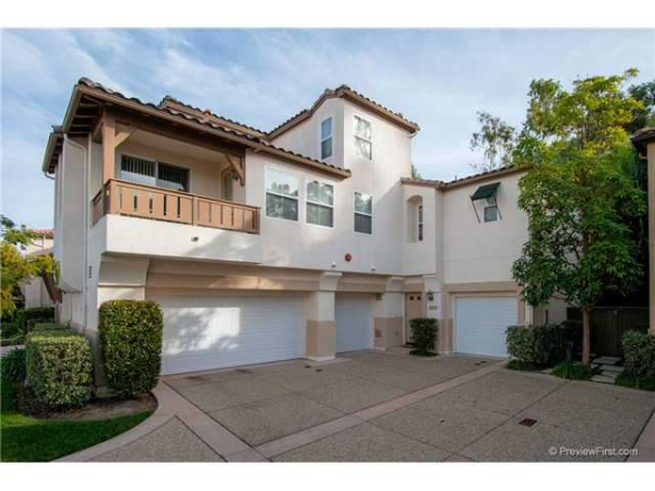 3073 Via Maximo 30, Carlsbad, CA 92009 