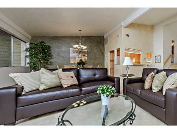 2858 Luciernaga St, Carlsbad, CA 92009 