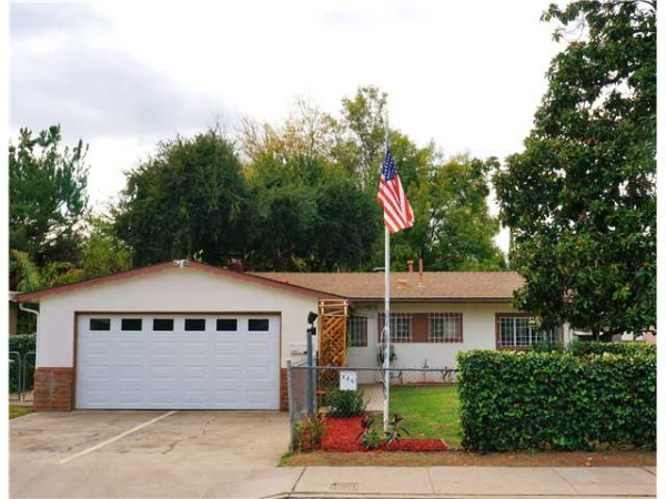 729 N Hickory St, Escondido, CA 92025 