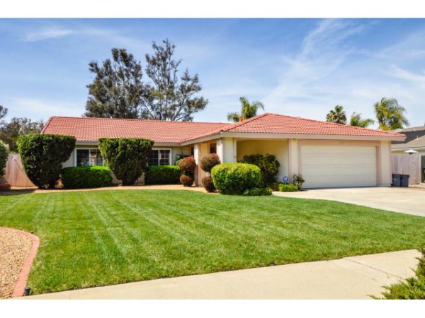 1935 Pheasant Pl, Escondido, CA 92026 