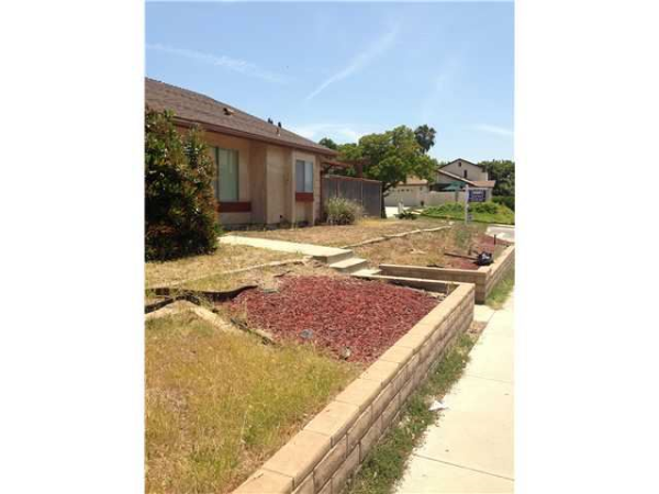 1701 Rosemary Ct, Escondido, CA 92026 