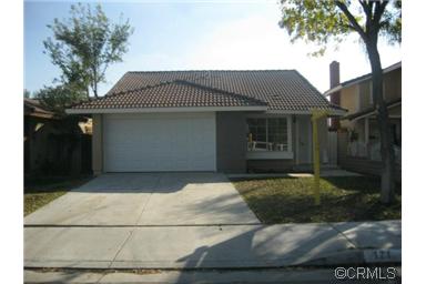 171 Oaktree Dr., Perris, CA 92571 