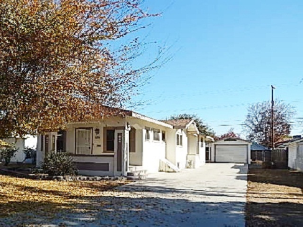 2848 B Street, Selma, CA 93662 