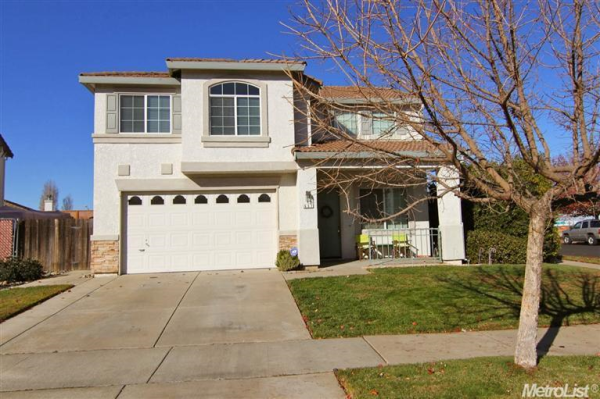 657 Farridge Drive, Roseville, CA 95678 