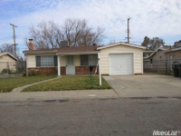 6908 Bummer St, Rio Linda, CA 95673 