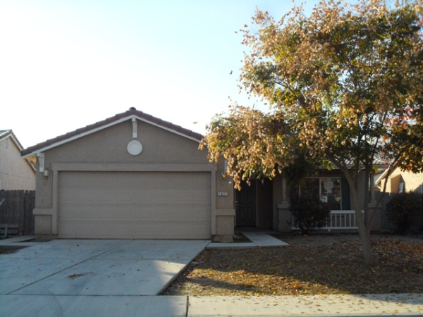 1877 Pamela Avenue, Porterville, CA 93257 
