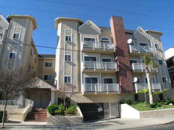5135 Zelzah Avenue #108, Encino, CA 91316 