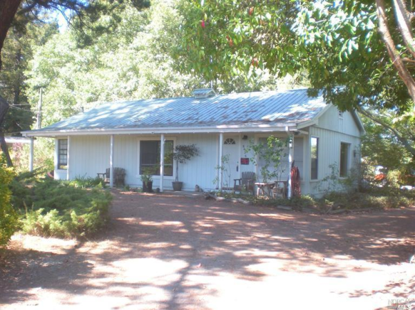 8426 Templeman Rd, Forestville, CA 95436 