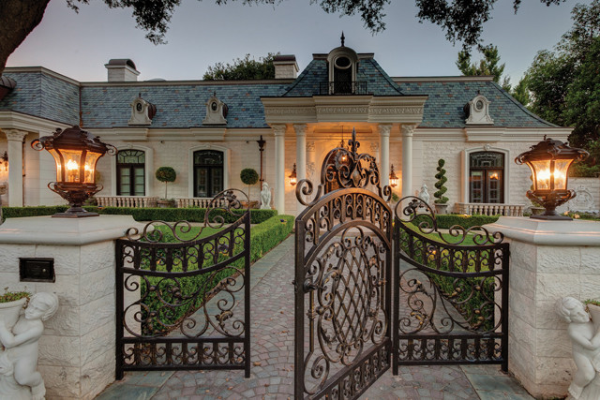 567 Meadow Grove, La Canada, CA 91011 