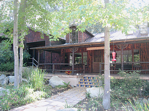 5210 La Sierra, La Canada, CA 91011 