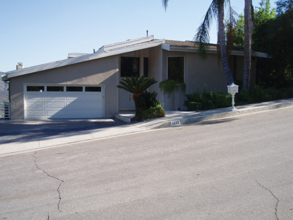 3232 Verdugo Dr, Glendale, CA 91202 