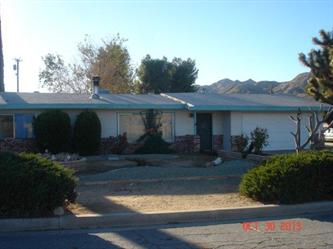 7444 La Honda Way, Yucca Valley, CA 92284 