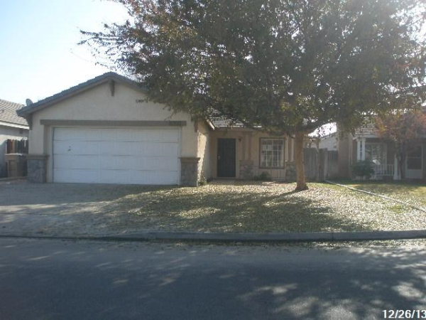 8307 Hemlock Ct, Bakersfield, CA 93311 