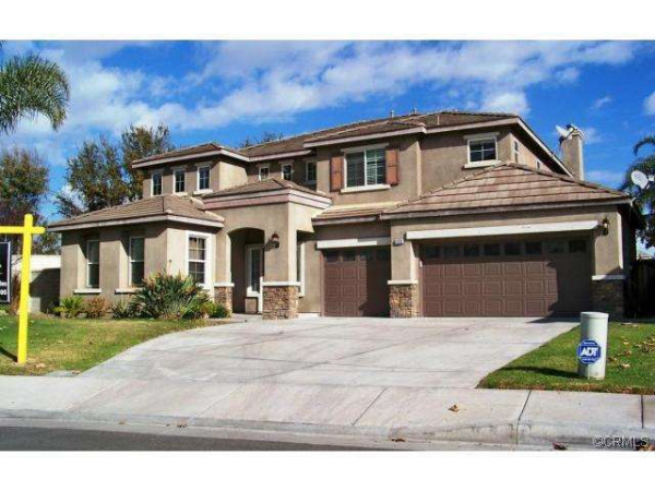 6210 Plum Ave, Eastvale, CA 92880 