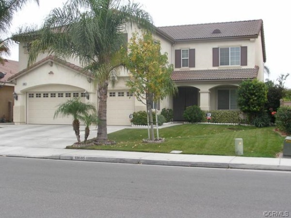 13685 Heatherwood Dr, Eastvale, CA 92880 