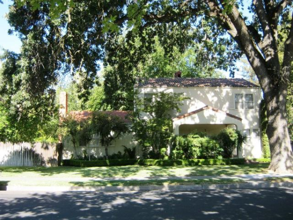 812 2nd St, Woodland, CA 95695 