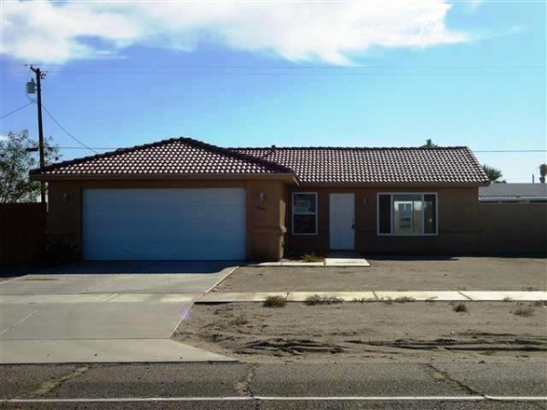 1081 N Marina Drive, Salton City, CA 92275 