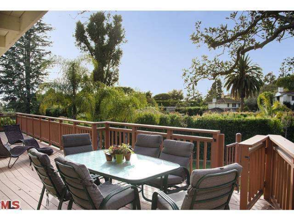 1085 Carolyn Way, Beverly Hills, CA 90210 