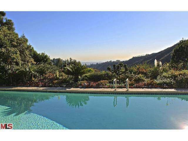 2187 Summitridge Dr, Beverly Hills, CA 90210 