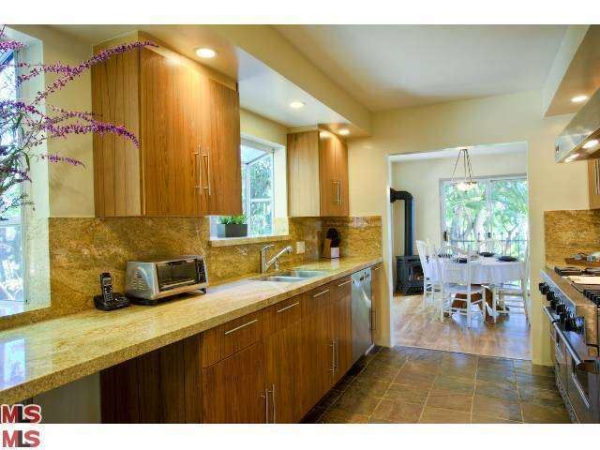 2341 Chumash Rd, Malibu, CA 90265 