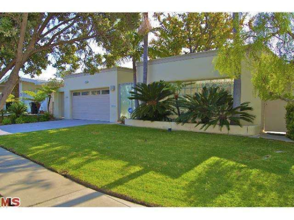 18452 Wakecrest Dr, Malibu, CA 90265 