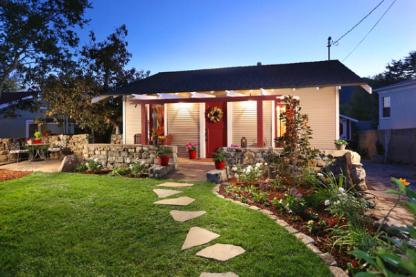 3650 1st Ave, La Crescenta, CA 91214 