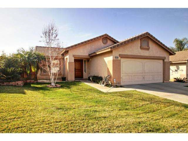 3164 Rowena Dr, Corona, CA 92882 