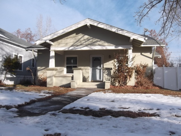 412 W Center Street, Yreka, CA 96097 