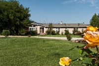 1230 S. La Luna Ave, Ojai, CA 93023 