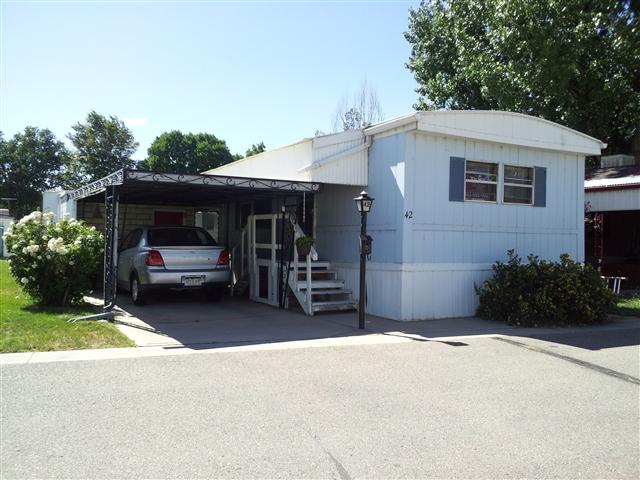 729-17th Ave., #42, Longmont, CO 80501 