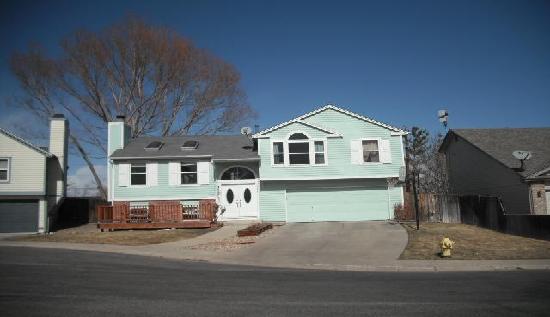 13235 West 63rd Place, Arvada, CO 80004 