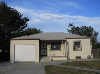 1960 Newark St, Aurora, CO 80010 