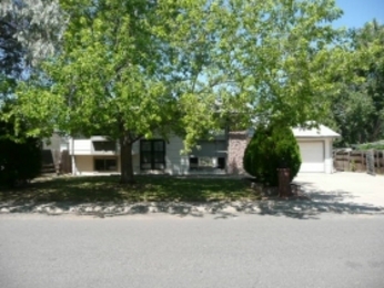 911 S Nome St, Aurora, CO 80012 