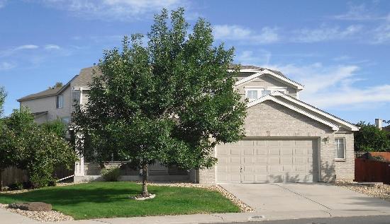 2904 South Walden Way, Aurora, CO 80013 