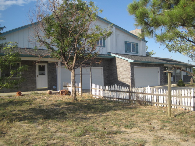 2417 Palomino Trl, Elizabeth, CO 80107 