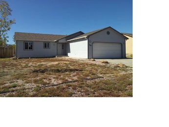 819 Field Ave, Canon City, CO 81212 