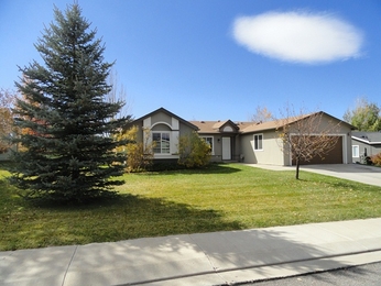 236 Navajo Rd, Gypsum, CO 81637 