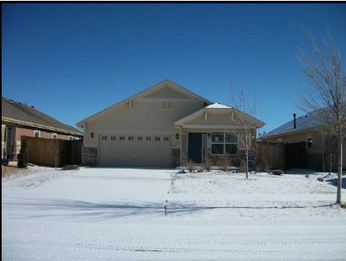 520 N Langdale Way, Aurora, CO 80018 